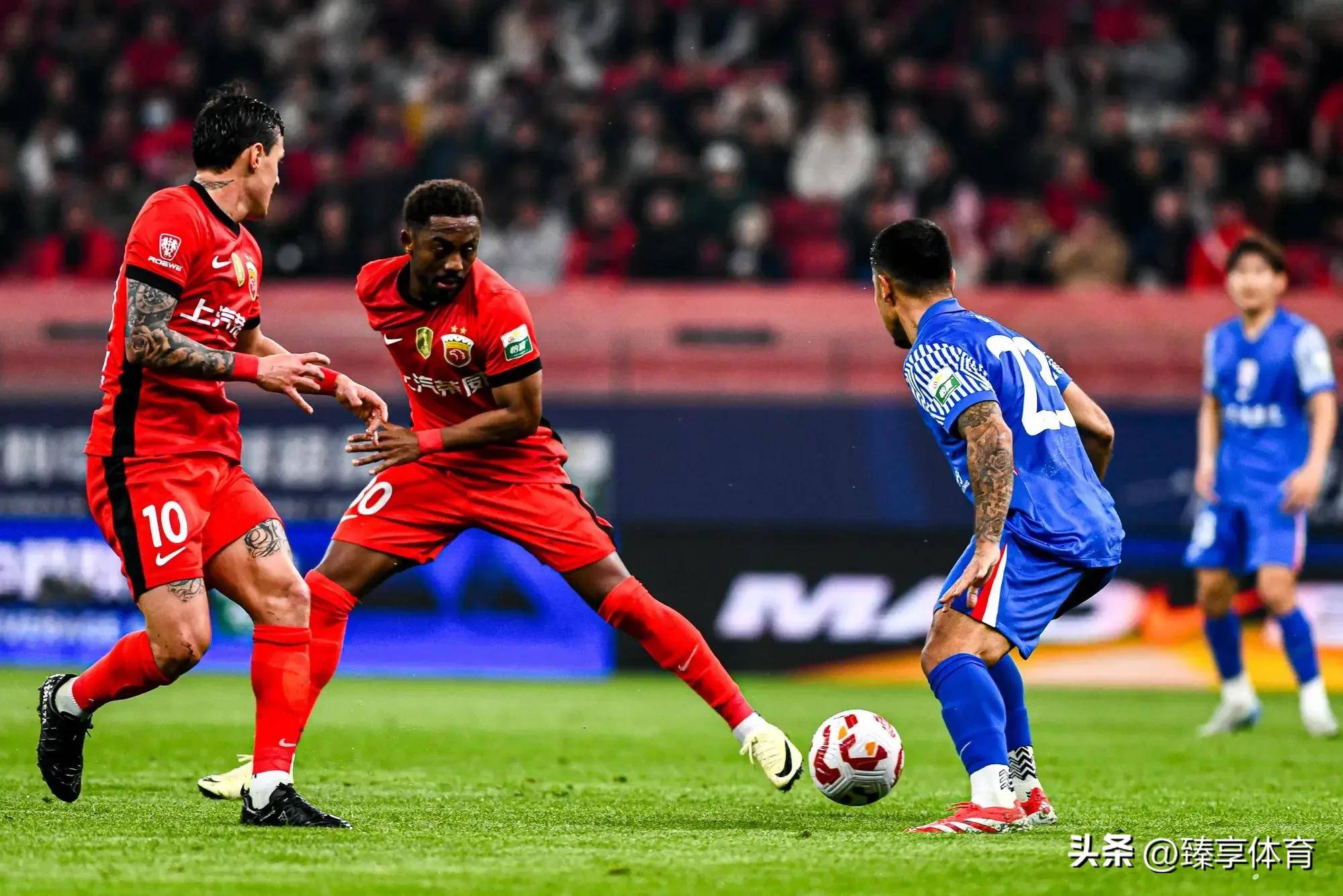 开云app-包含里程碑夜上海申花回应争议，欧超杯加时末段刷纪录，球迷炸锅，身体对抗强度拉满的词条