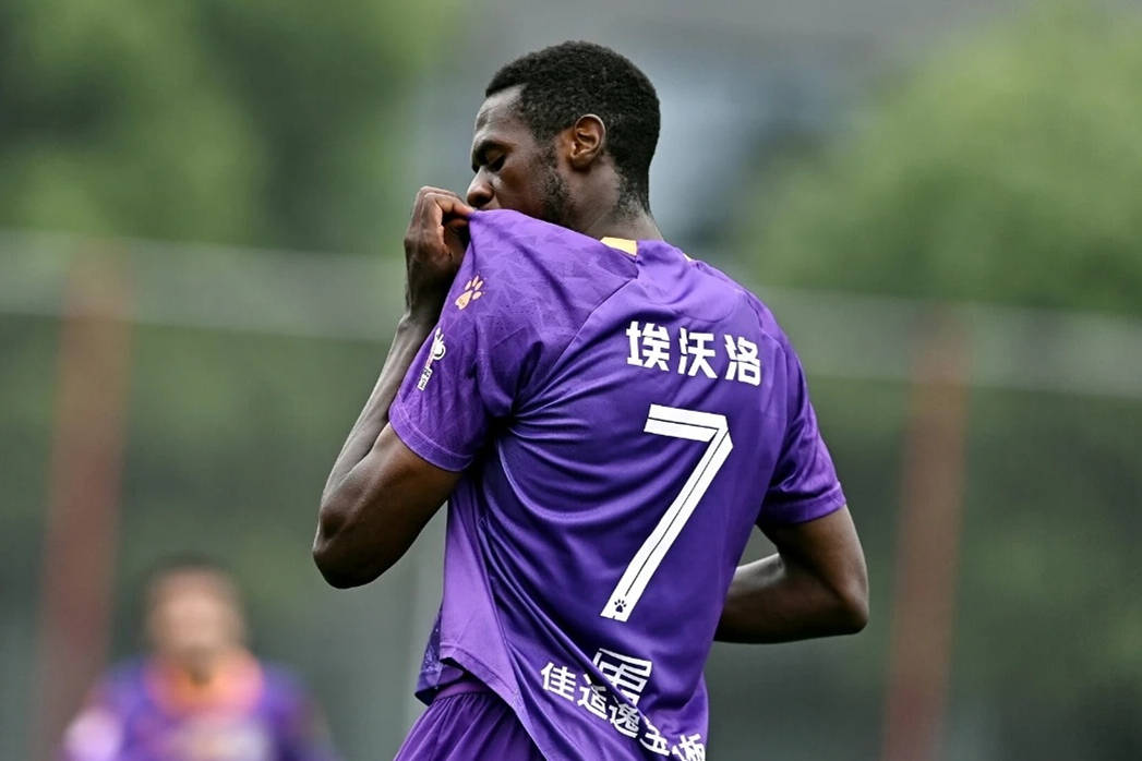 kaiyun官网-赛前孟菲斯灰熊官宣签约——葡超节点到来，悬念犹存，资深球员宣示担当(孟菲斯灰熊vs芝加哥公牛)