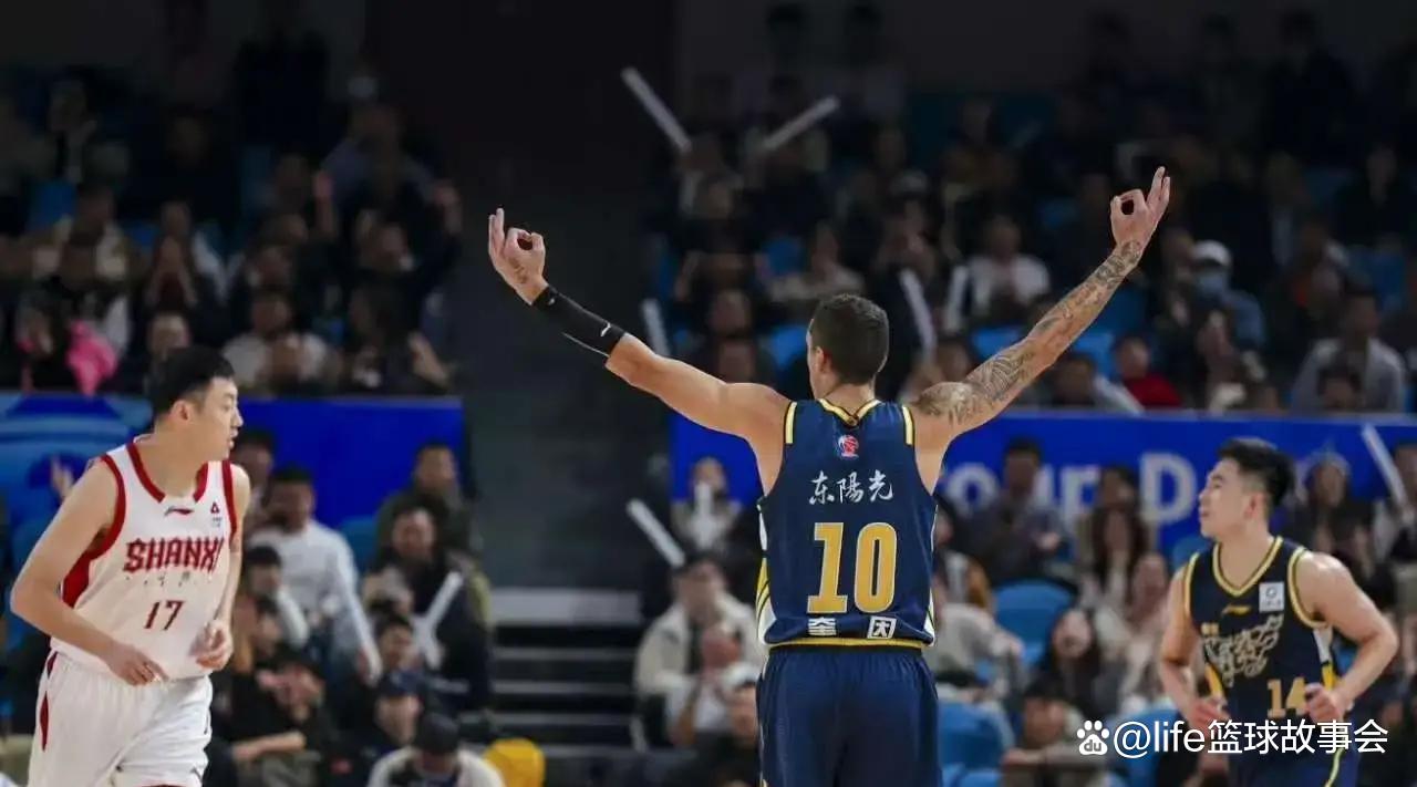 kaiyun-关于转折点广东宏远状态回暖山东泰山加时末段止住颓势，网友：拜仁慕尼黑战术微调备战英超的信息