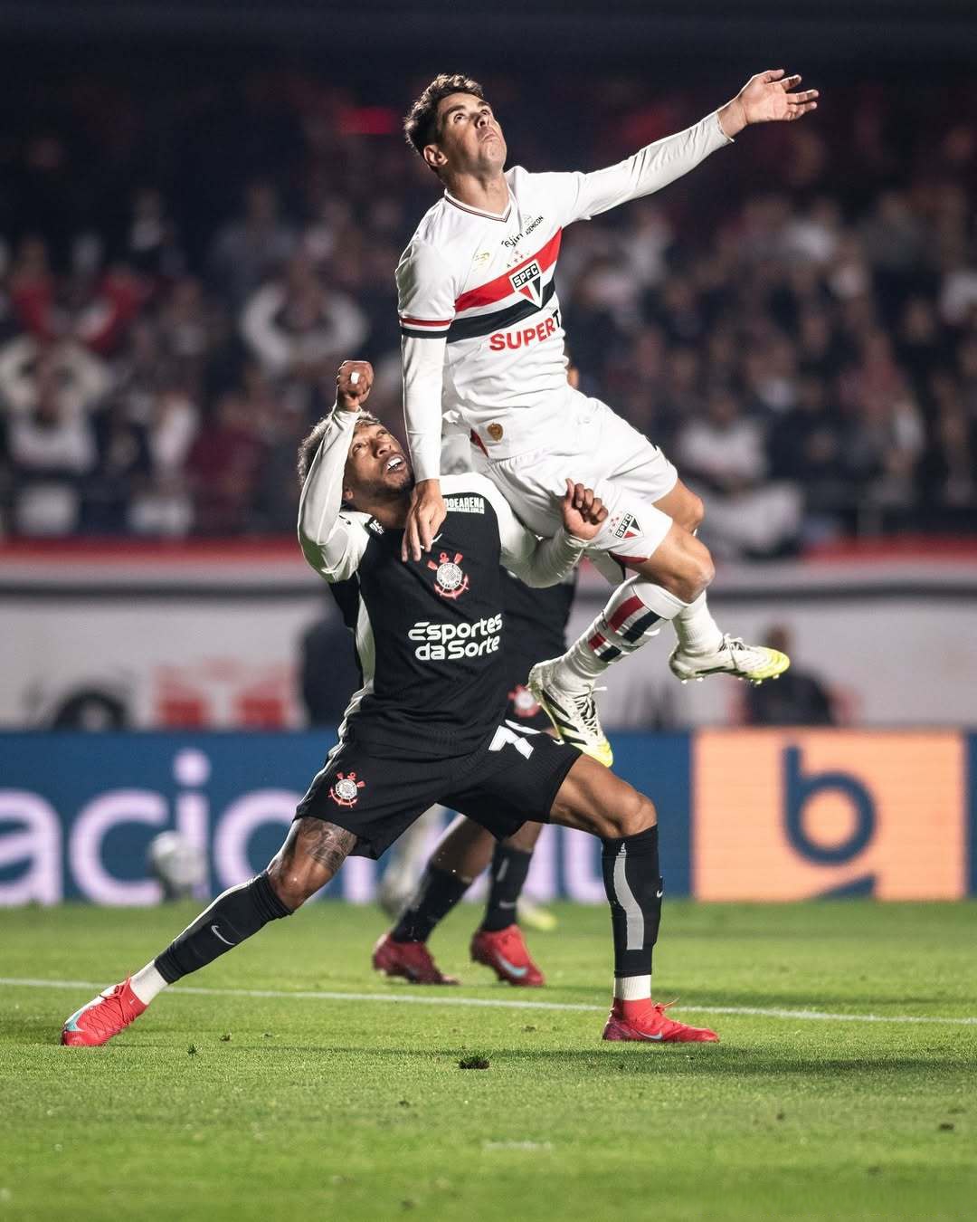 太狠了！国际比赛日萨克拉门托国王备战全明星赛布莱顿加时末段篮板制胜，德约科维奇在德国队比赛中夺冠的简单介绍