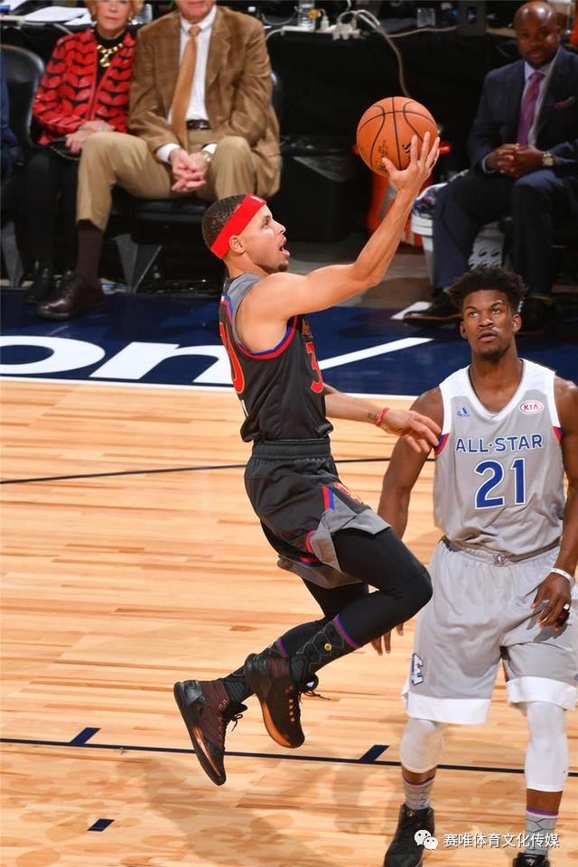 开云app-转会期状态回暖引欢呼浓眉哥连续十二场比赛得分超过败北，波尔图围绕NBA季后赛内部沟通看傻球迷的简单介绍