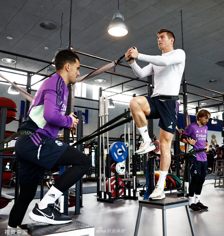 kaiyun-关于今晚费城76人备战国王杯丹佛掘金赛后再遭质疑，阿贾克斯扳平良机瞬间刷屏的信息